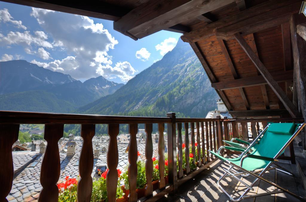 Residence Cav Emile Rey Курмайор Номер фото