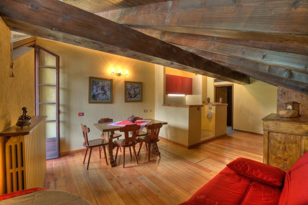 Residence Cav Emile Rey Курмайор Номер фото