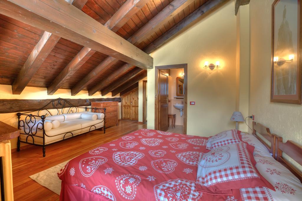 Residence Cav Emile Rey Курмайор Номер фото