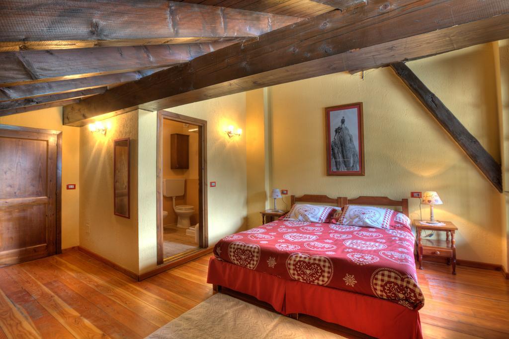 Residence Cav Emile Rey Курмайор Номер фото